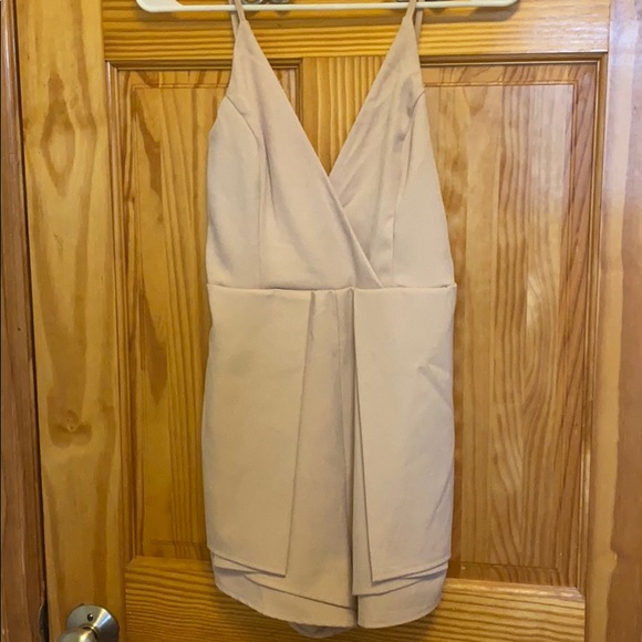 Blush romper - Picture 2 of 6